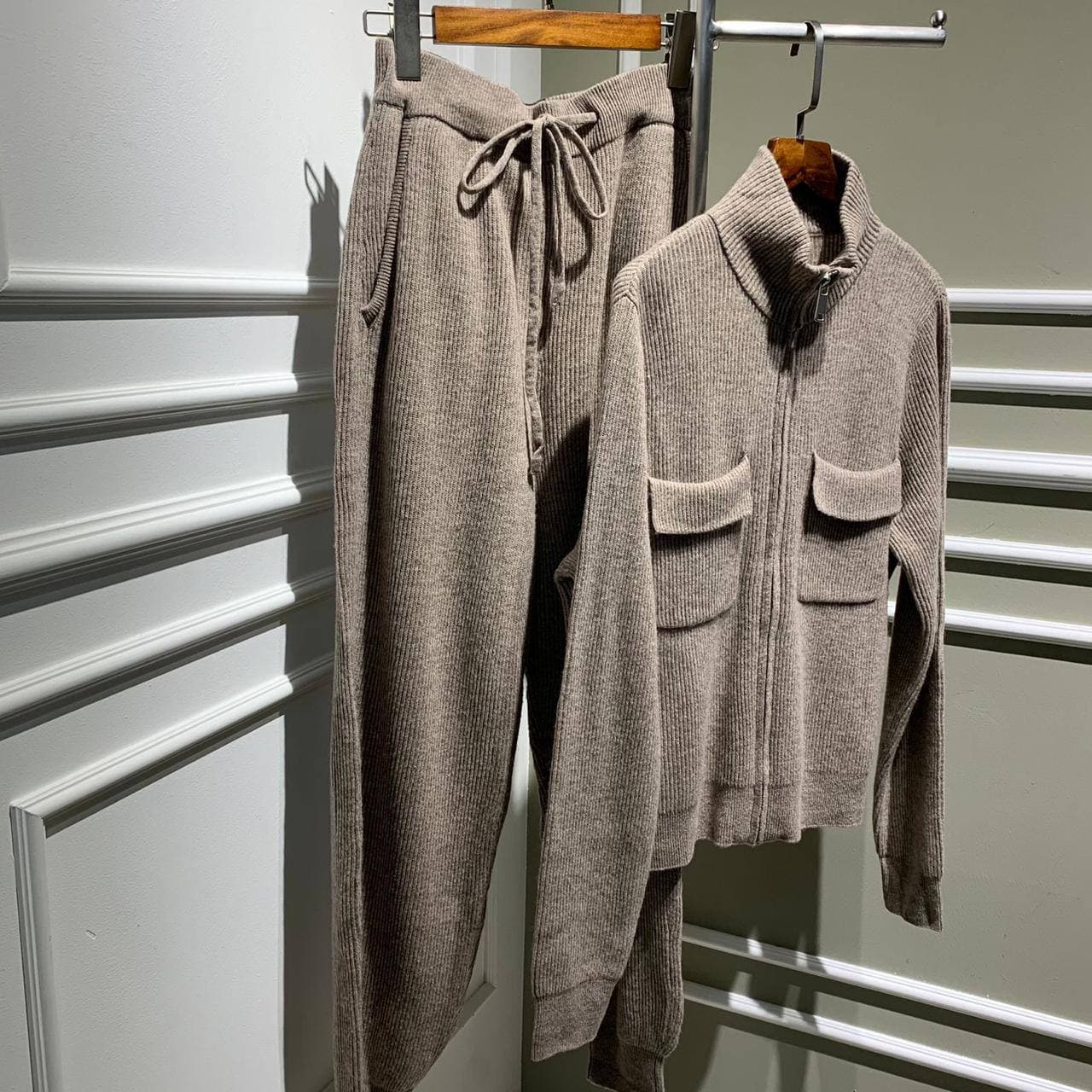 Костюм спортивный LUX-58144 фото Костюм спортивный Артикул LUX-58144