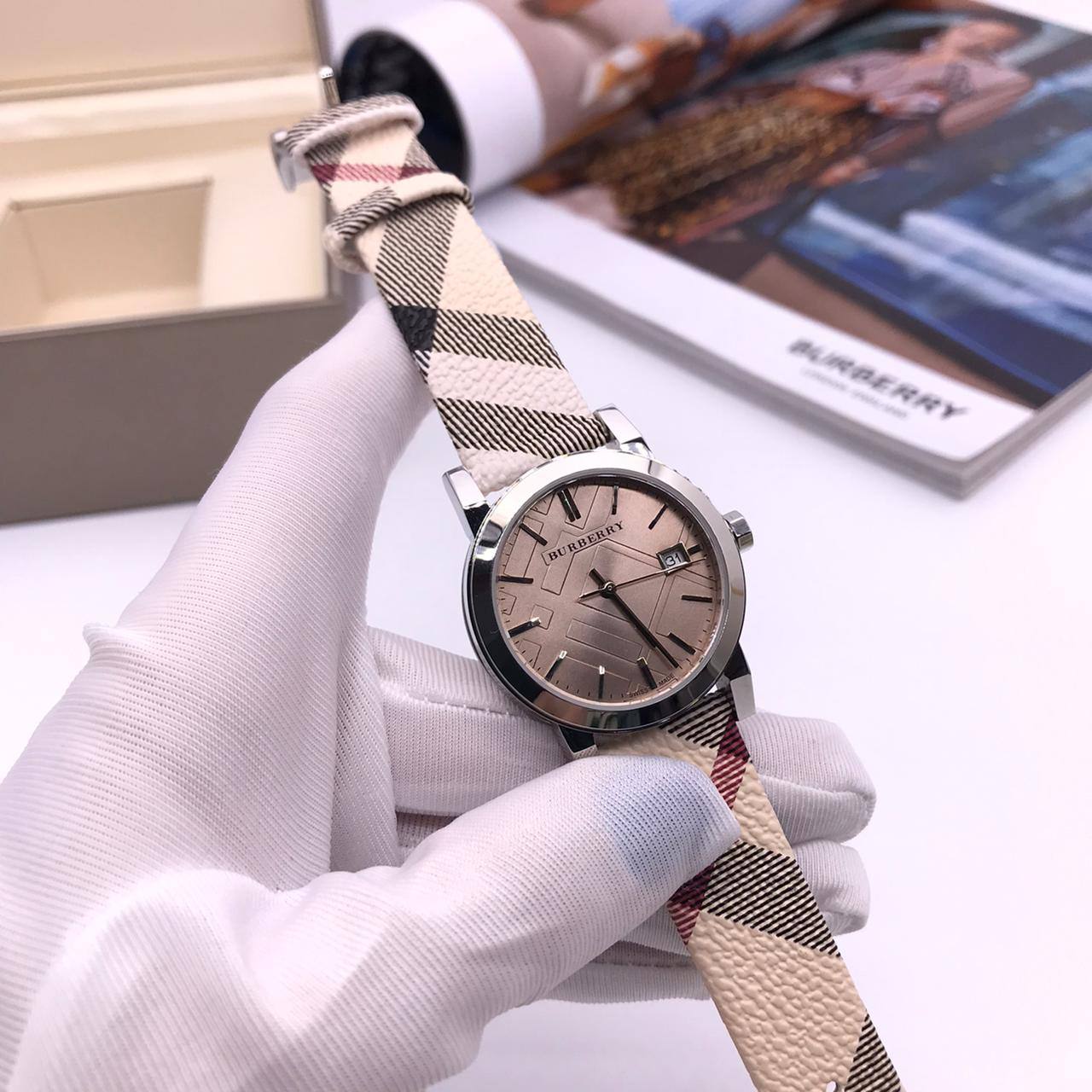 Часы Burberry LUX-68343 фото Часы Burberry Артикул LUX-68343