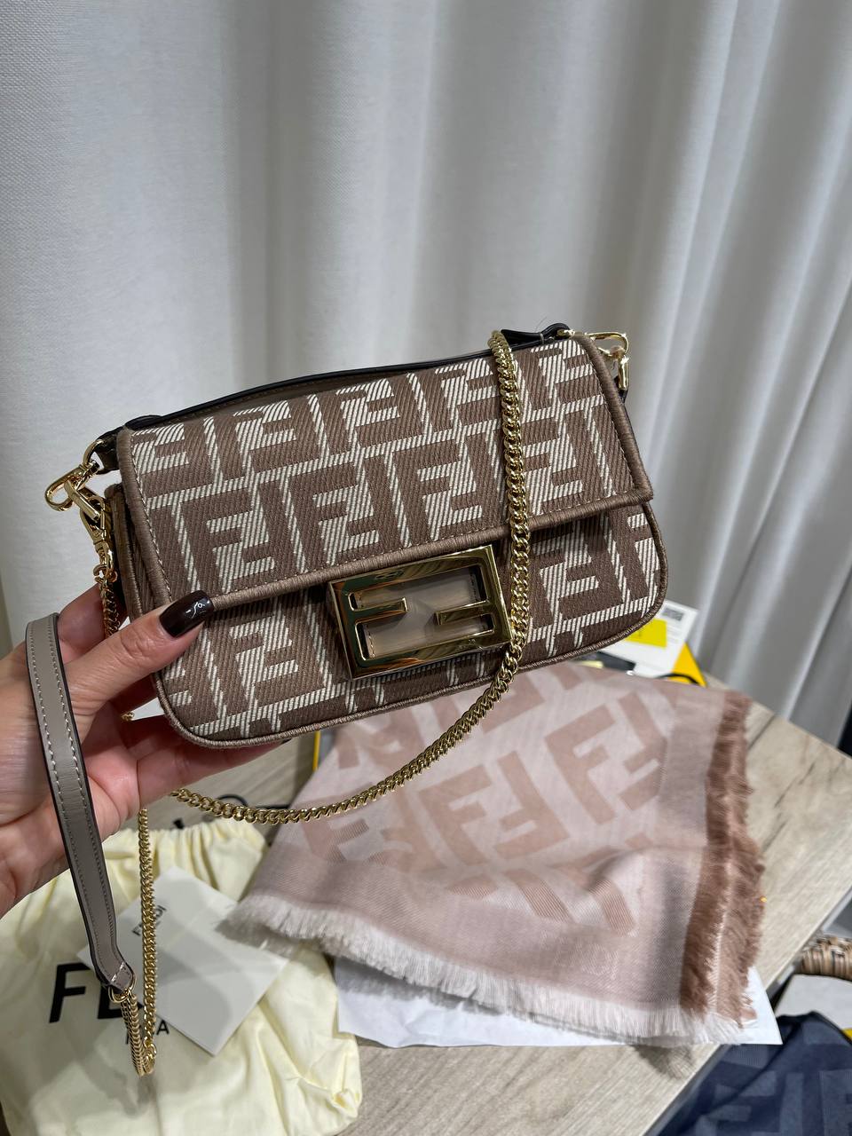 Сумка женская  Fendi LUX-125888 фото Сумка женская  Fendi Артикул LUX-125888