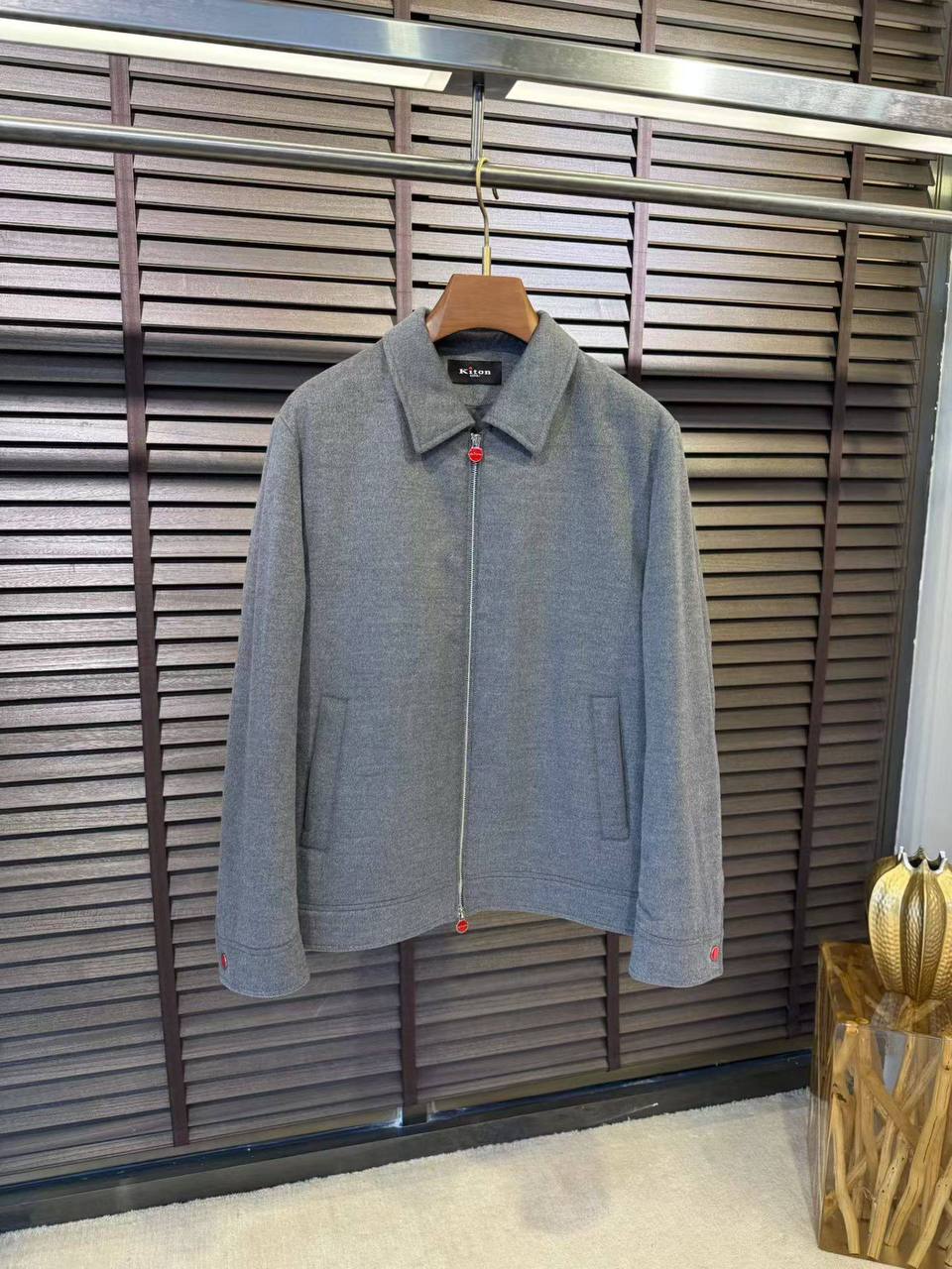 Куртка мужская Kiton LUX-126472 фото Куртка мужская Kiton Артикул LUX-126472