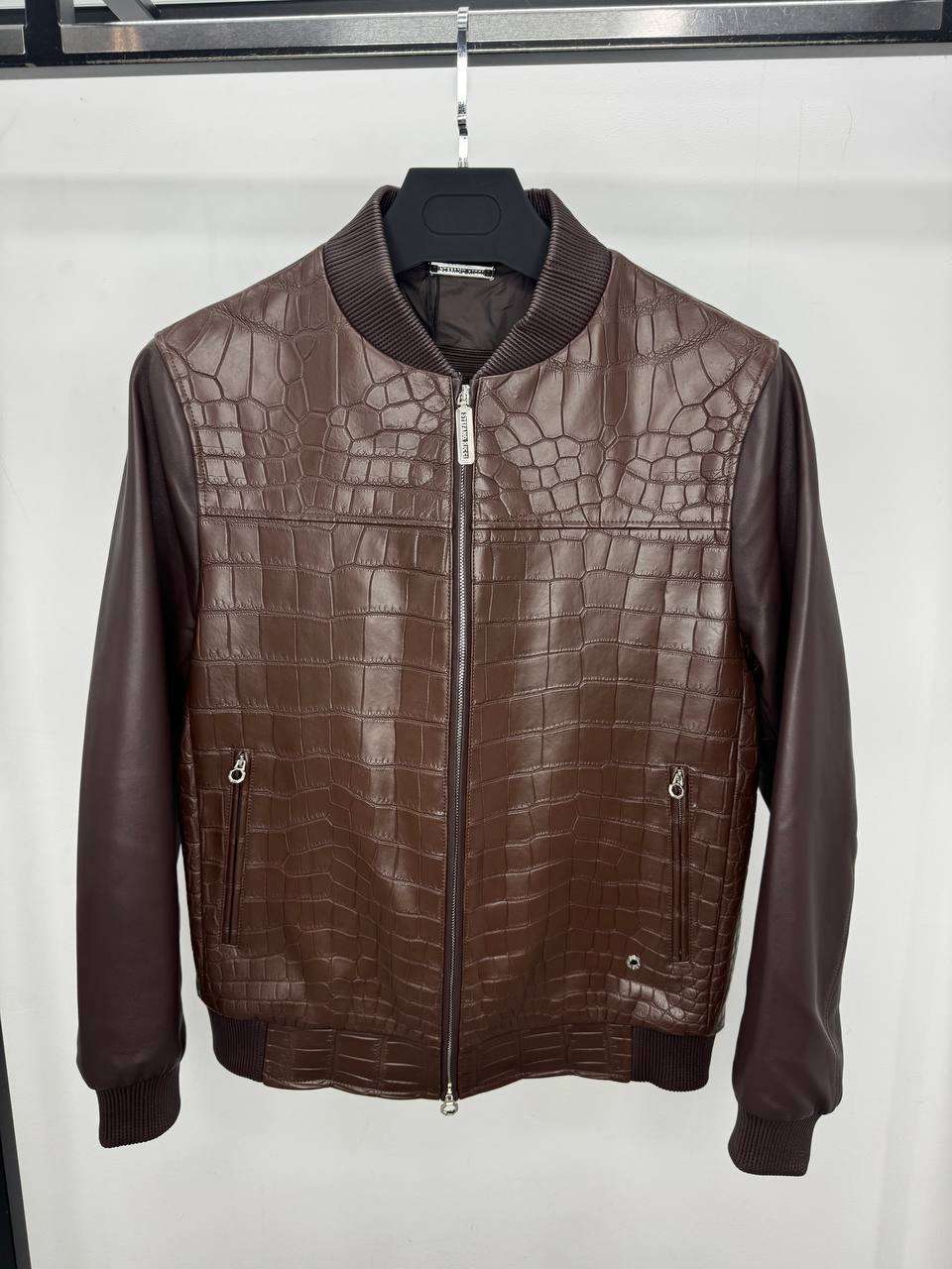Кожаная куртка со вставками из кожи крокодила  Stefano Ricci LUX-125654 фото Кожаная куртка со вставками из кожи крокодила  Stefano Ricci Артикул LUX-125654