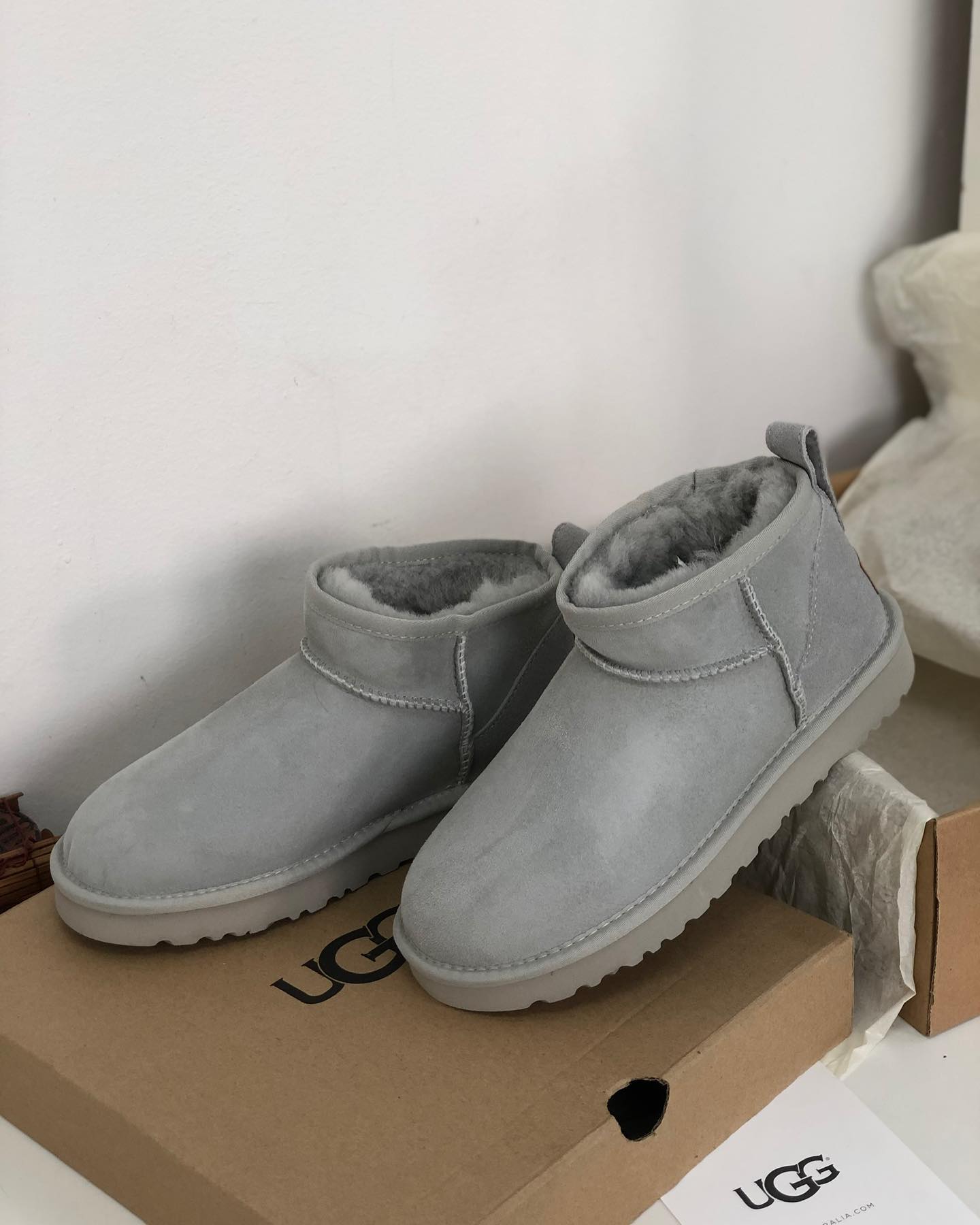 Classic Mini Ugg Australia LUX-40222 фото Classic Mini Ugg Australia Артикул LUX-40222
