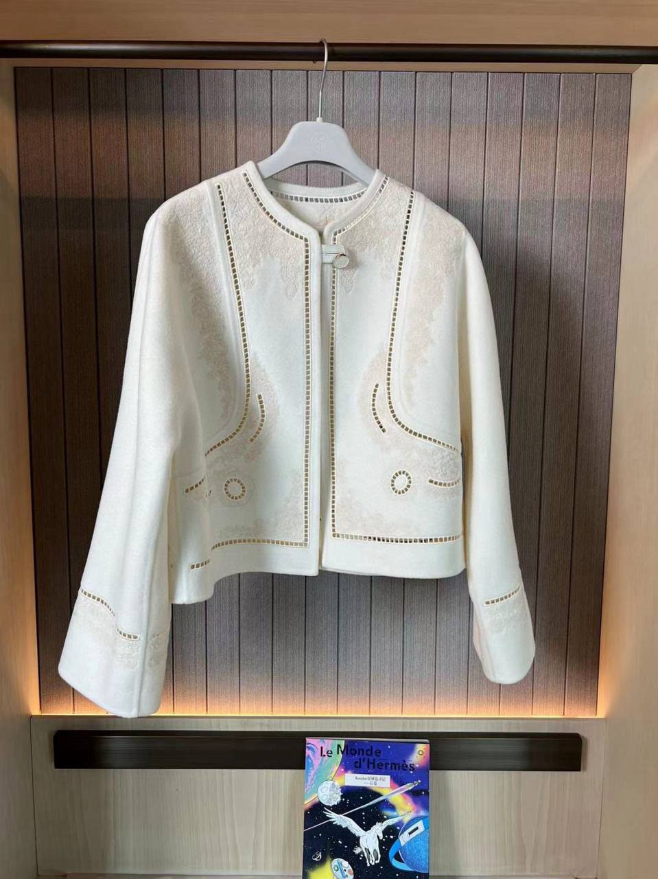 Пальто Hermes LUX-126431 фото Пальто Hermes Артикул LUX-126431