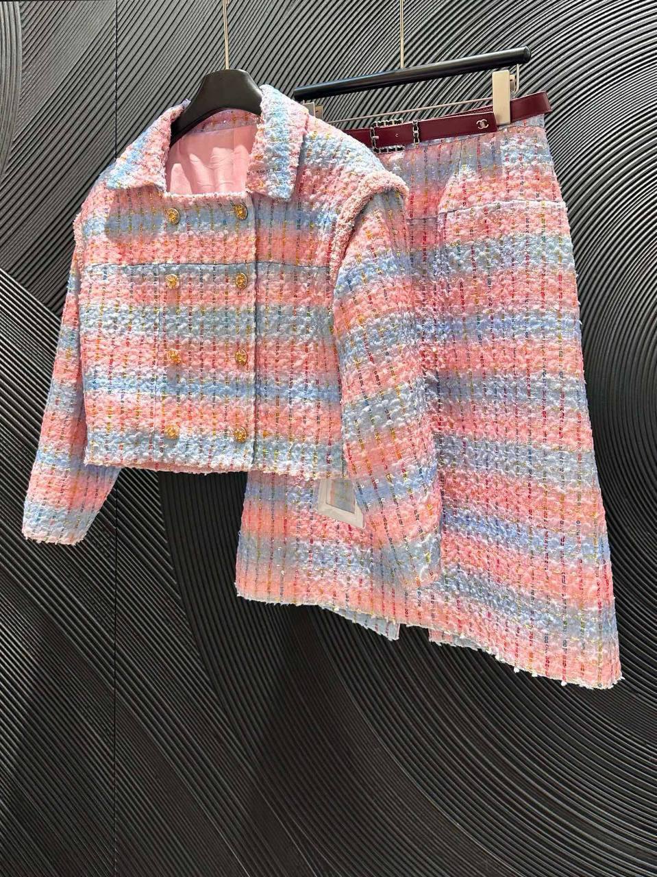 Костюм женский Chanel LUX-128280 фото Костюм женский Chanel Артикул LUX-128280