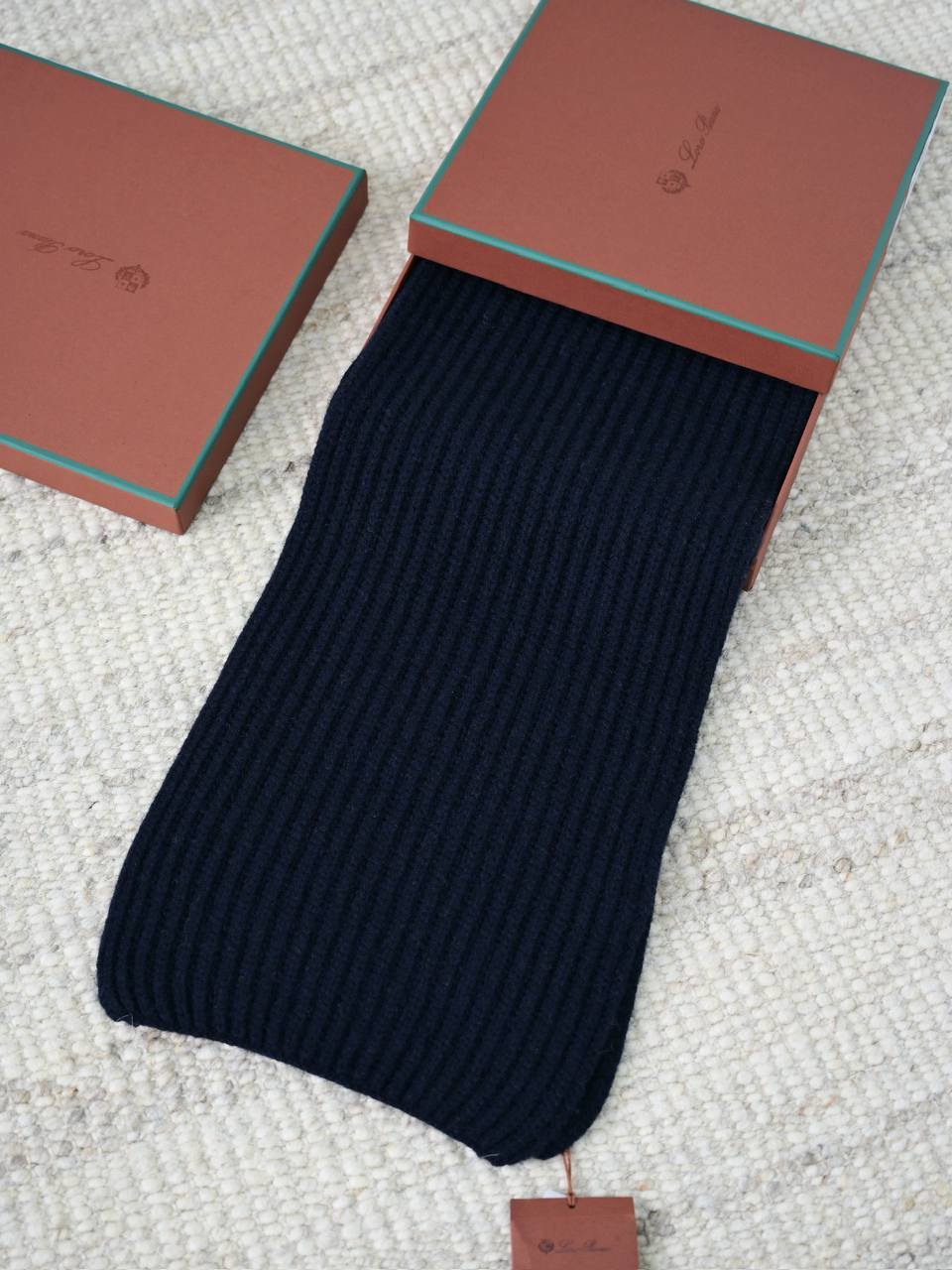 Шарф Loro Piana LUX-127432 фото Шарф Loro Piana Артикул LUX-127432