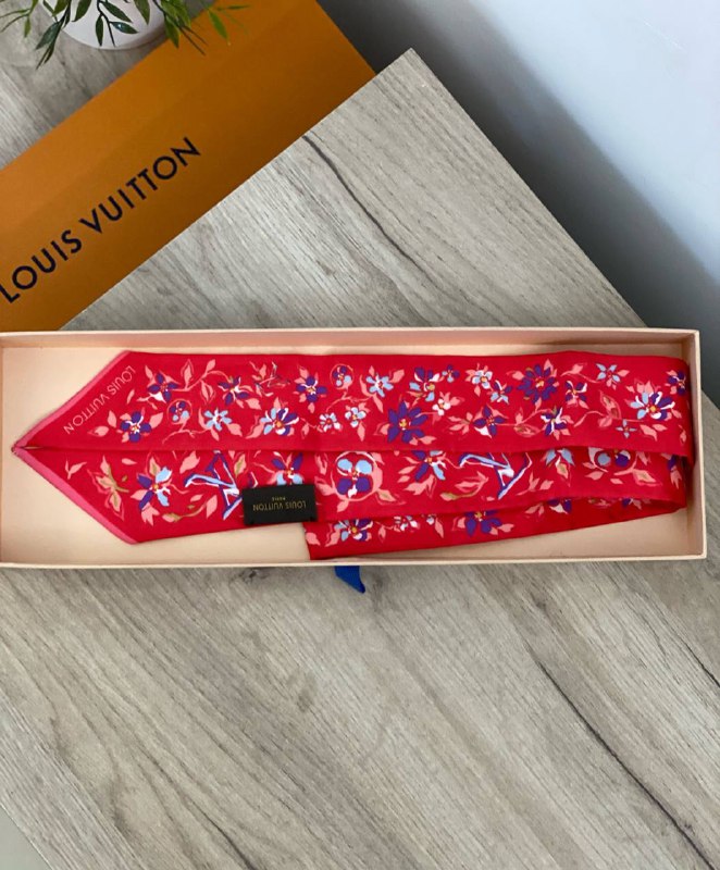 Лента Twilly Louis Vuitton LUX-52944 фото Лента Twilly Louis Vuitton Артикул LUX-52944