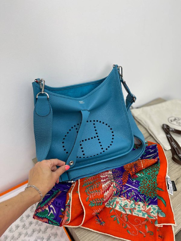 Evelyne Hermes LUX-56035 фото Evelyne Hermes Артикул LUX-56035