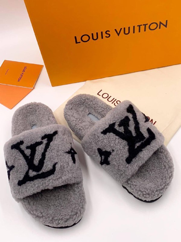 Шлёпанцы Louis Vuitton LUX-54713 фото Шлёпанцы Louis Vuitton Артикул LUX-54713
