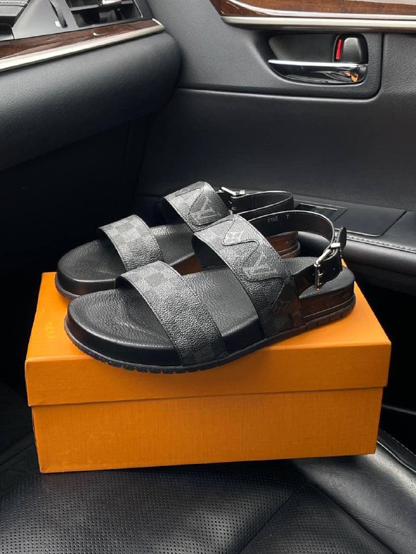 Сандалии Louis Vuitton LUX-54985 фото Сандалии Louis Vuitton Артикул LUX-54985