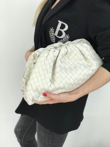 Клатч THE POUCH IN BUTTER CALF Bottega Veneta LUX-17980