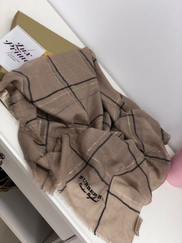 Палантин Burberry LUX-17345