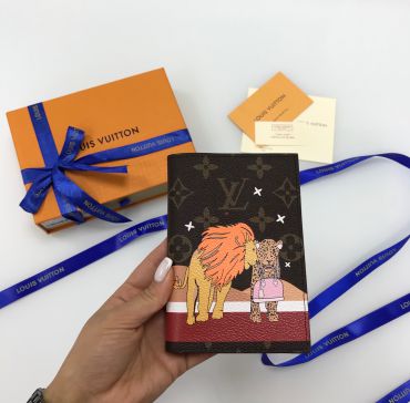 Обложка на паспорт Louis Vuitton LUX-23405