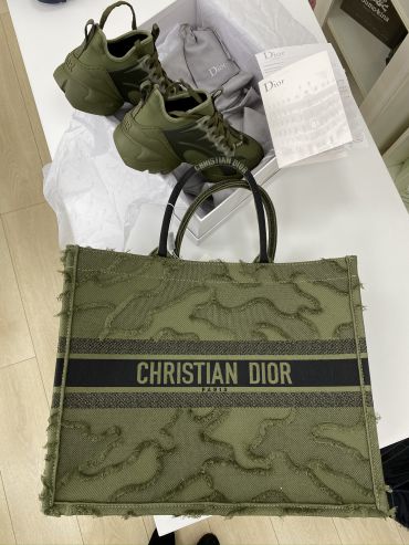 Сумка женская Book Tote Toile de Jouy Christian Dior LUX-26528
