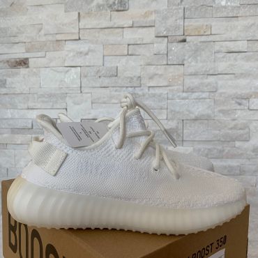 Кроссовки женские Yeezy Boost Adidas LUX-14880