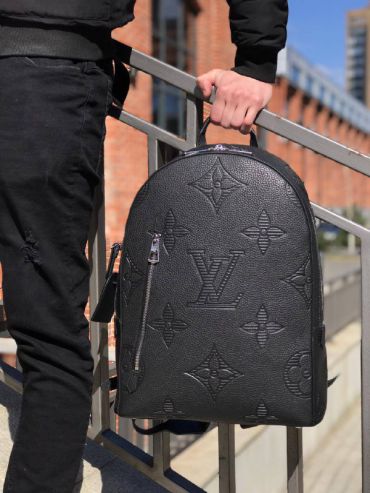 Рюкзак Louis Vuitton LUX-50936