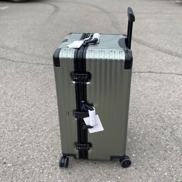 Чемодан  LUX-50522