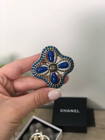 Брошь Chanel LUX-52596