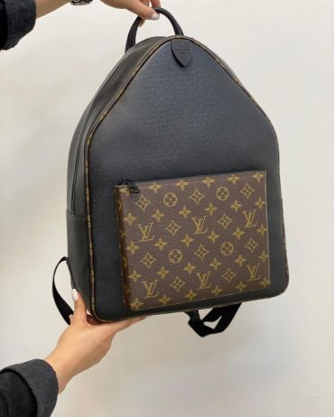 Рюкзак  Louis Vuitton LUX-33252