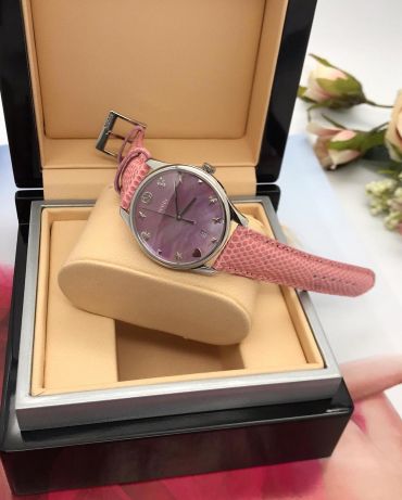 Часы женские Gucci LUX-33296