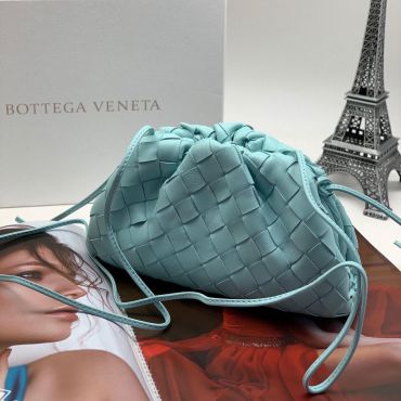 Сумка женская Pouch  Bottega Veneta LUX-33389