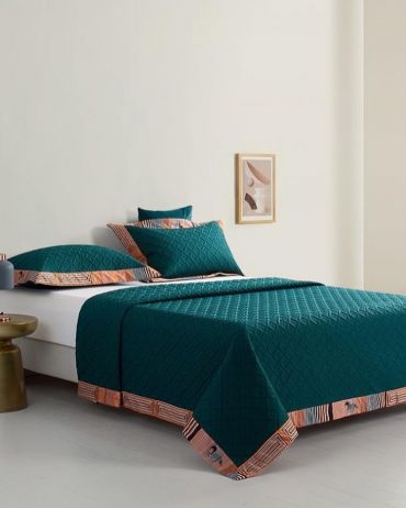 Покрывало с двумя  наволочками  Hermes LUX-34420