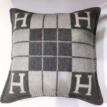  Наволочка для декоративной подушки  Hermes LUX-34603