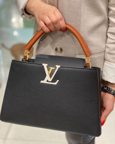 Сумка женская  CAPUCINES  Louis Vuitton LUX-33960
