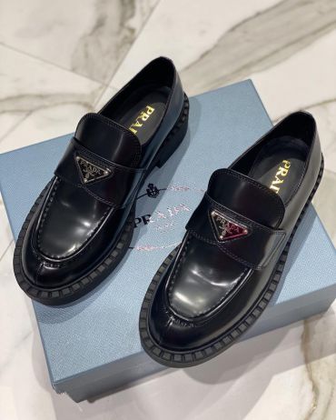 Лоферы женские Prada LUX-37048