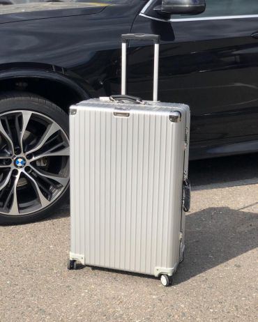  Чемодан   LUX-37576