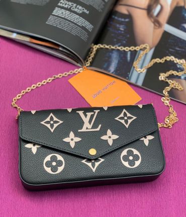 Клатч FELICIE Louis Vuitton LUX-38928