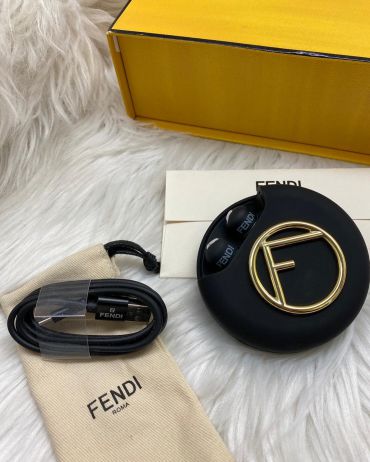 Наушники Fendi LUX-39625