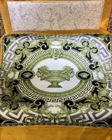  Плед Versace LUX-39811