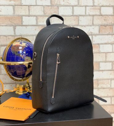 Рюкзак мужской Louis Vuitton LUX-41471