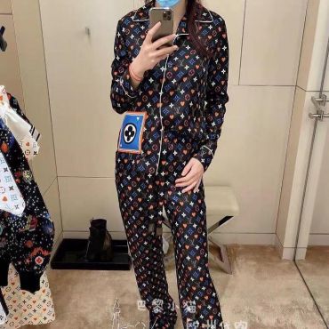 Костюм женский Louis Vuitton LUX-41560