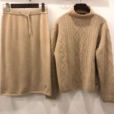 Костюм женский  Loro Piana LUX-43196