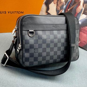Сумка мужская Louis Vuitton LUX-45900