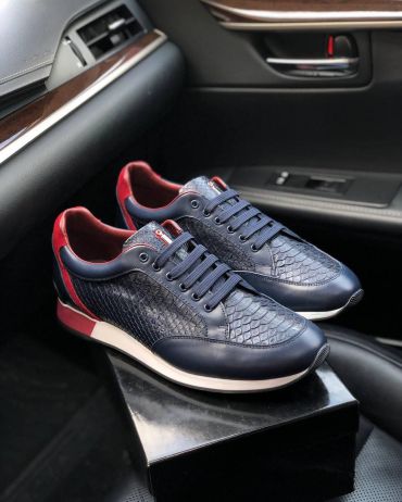 Кроссовки  LUX-46348