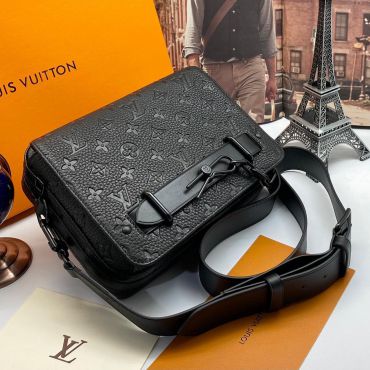 Сумка мужская Louis Vuitton LUX-46639