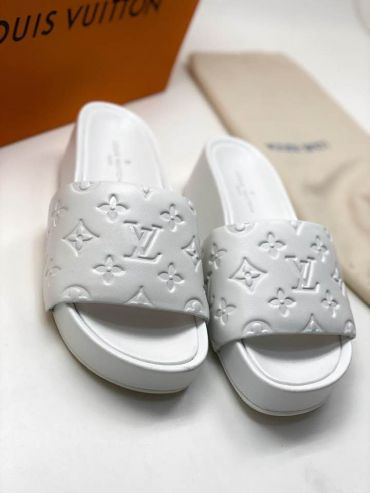 Шлёпанцы Louis Vuitton LUX-46573