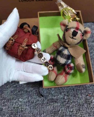 Брелок Burberry LUX-46710