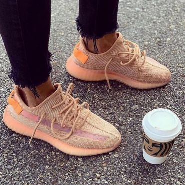 Кроссовки YEEZY Adidas LUX-46911