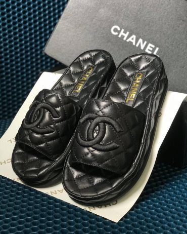 Шлёпанцы Chanel LUX-47323