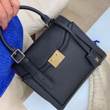 Сумка женская  LV Arch Louis Vuitton LUX-20848