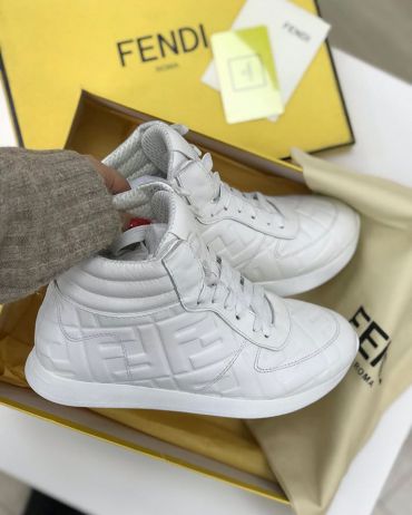 Кроссовки женские Fendi LUX-27408
