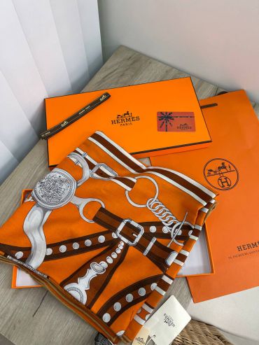 Шаль Hermes LUX-67265