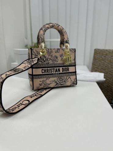 Сумка женская Lady D-Lite 24 см Christian Dior LUX-81552