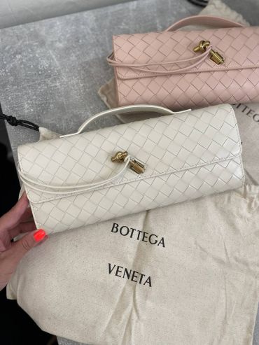  Клатч Bottega Veneta LUX-108899