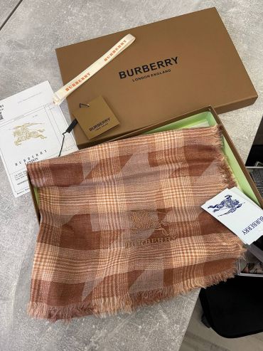 Палантин Burberry LUX-109023