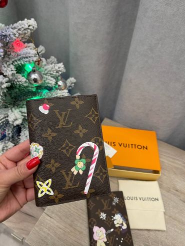 Обложка на паспорт  Louis Vuitton LUX-113536