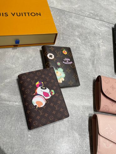 Обложка на паспорт Louis Vuitton LUX-125438